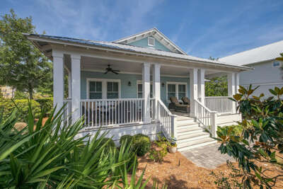 Salty Seahorse Cottage