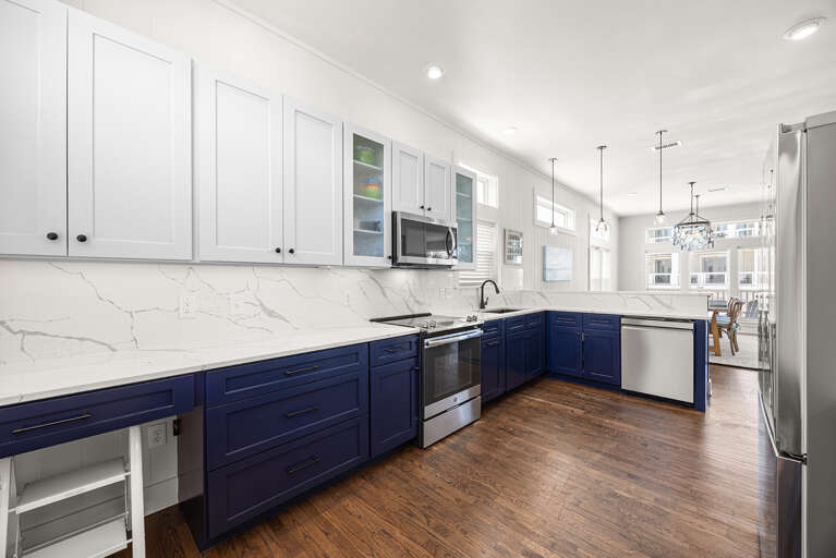 Grayt Haven Kitchen Alt
