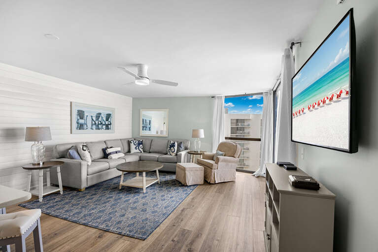 Mainsail 273 Living Room Alt