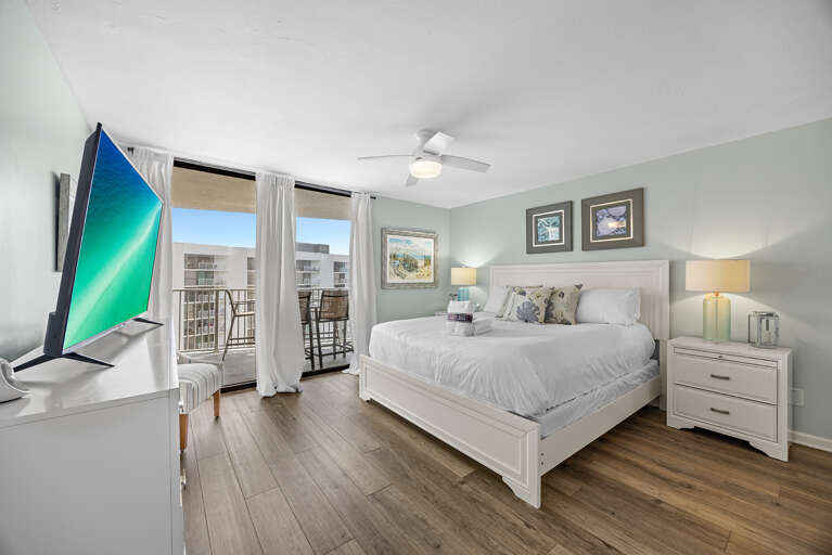 Mainsail 273 Primary Bedroom