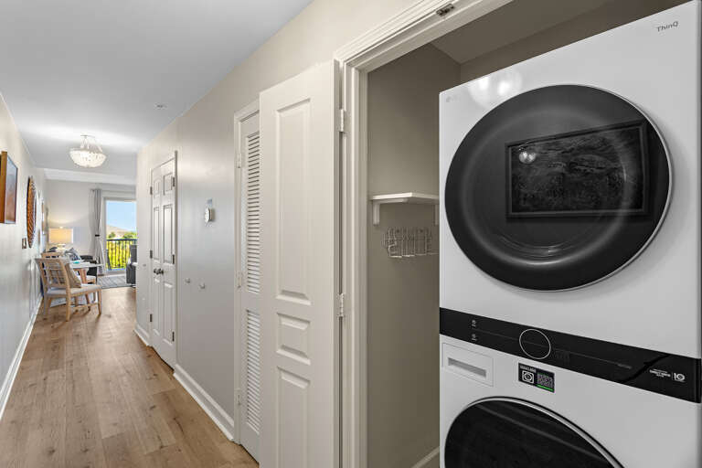 Beach Resort 401 Laundry