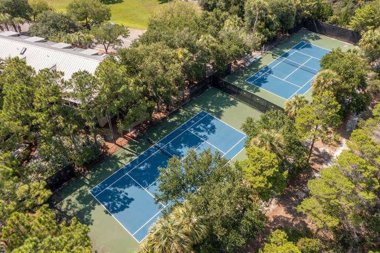 21-Gulf-Place-Tennis-Drone