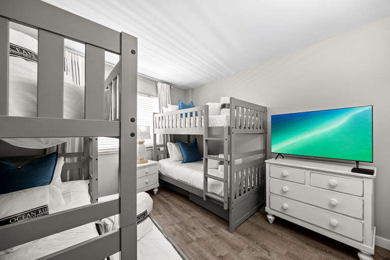 Mainsail 176 Bunk Room