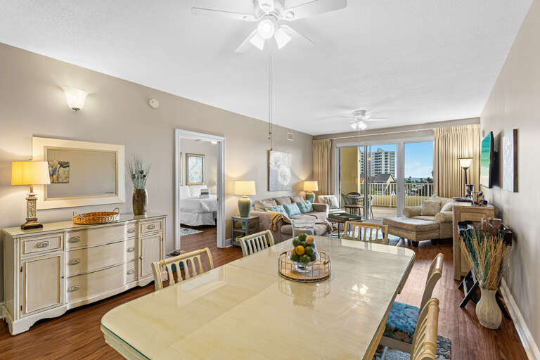 Ariel Dunes II 309 Dining