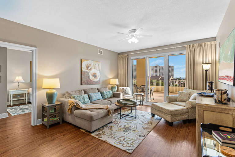 Ariel Dunes II 309 Living Room Alt 2