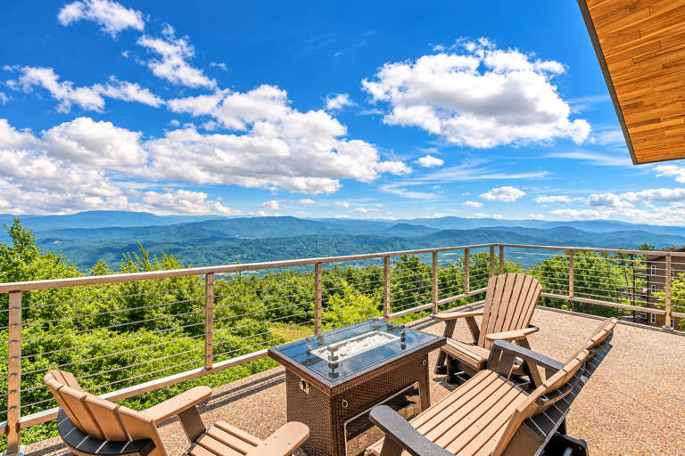 12_main_house_balcony_view