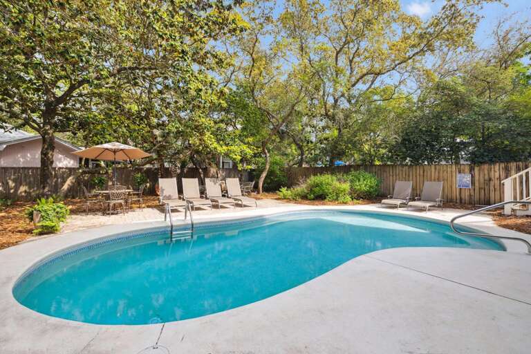 80-Make-a-Splash-in-the-Private-Pool
