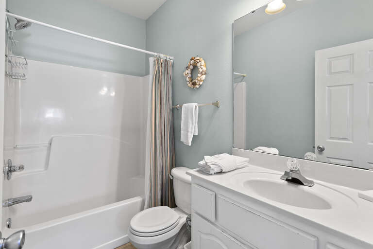 All 4 Fun Guest Bathroom 2