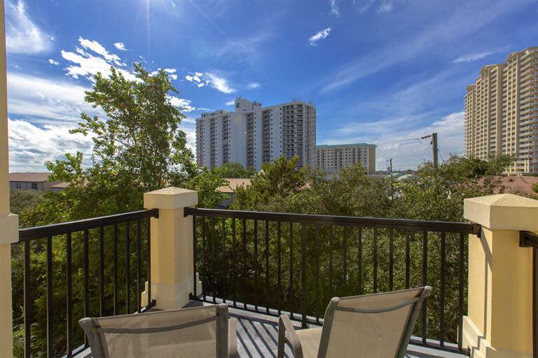 19-Island-Time-Top-Balcony