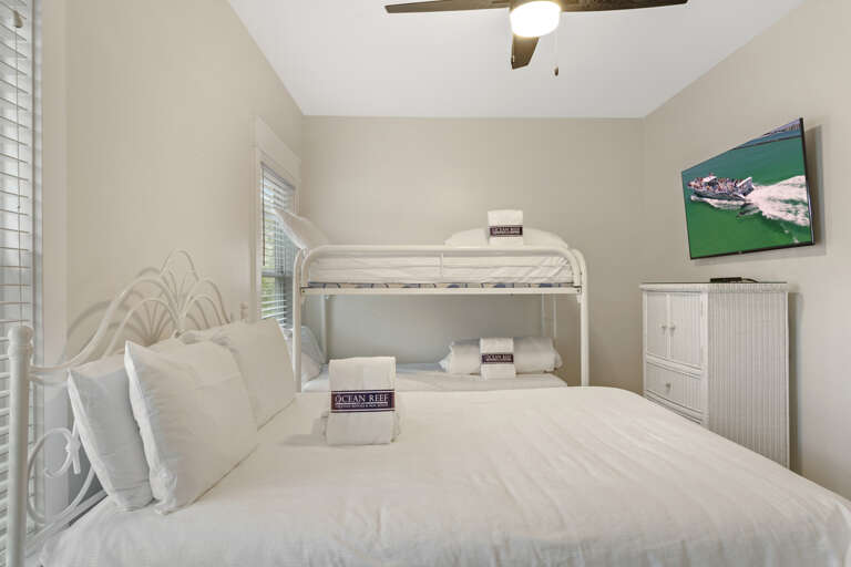 22-Lucky-Charm-Bedroom-4