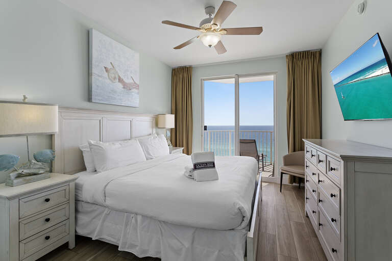 24-Majestic-Sun-1004A-Primary-Bedroom