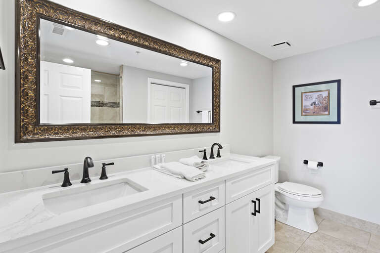 23-Westwinds-4813-Primary-Bathroom