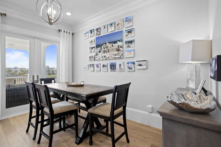 24-The-Lonestar-Sandcastle-Dining