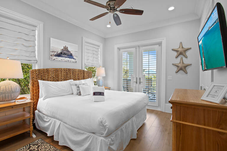 24-The-Lonestar-Sandcastle-Guest-Bedroom-2