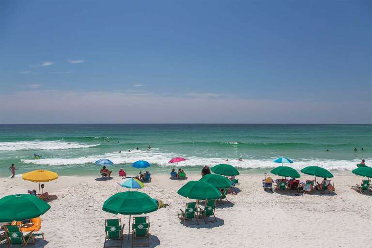 Destin Pointe Beach