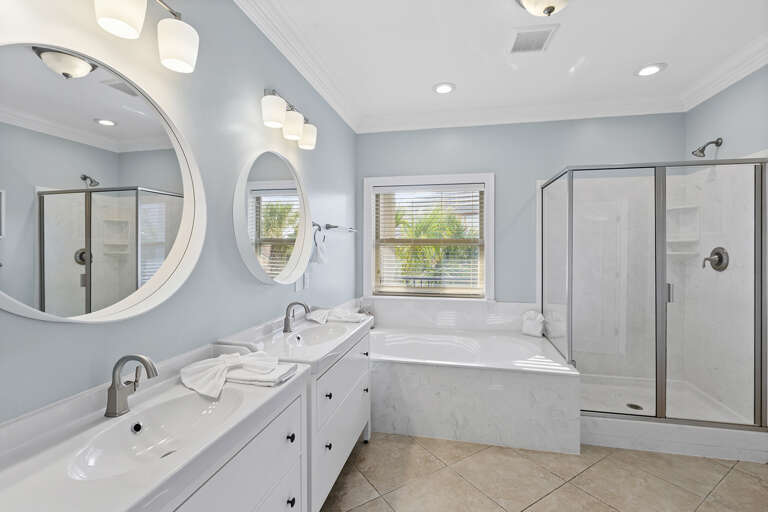 23-Breakaway-Primary-Bathroom