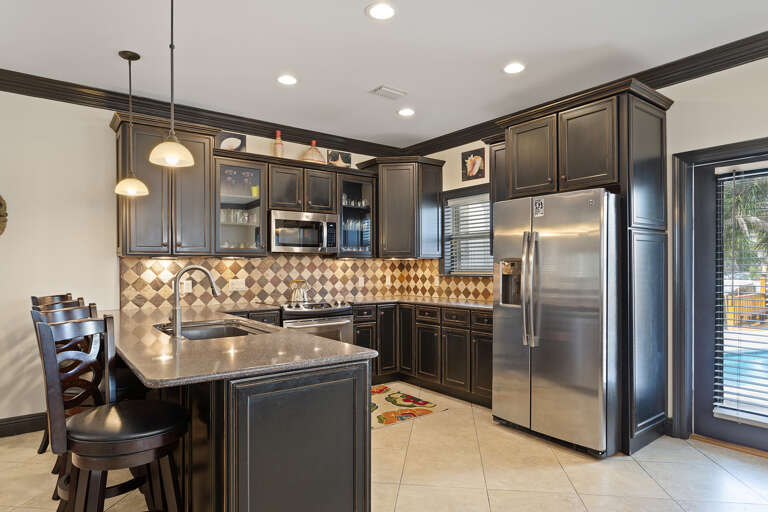 24-Linger-Longer-Kitchen 24-Linger-Longer-Kitchen