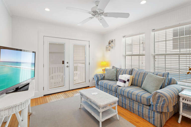 22-Beachy-Keen-Guest-House-Living 22-Beachy-Keen-Guest-House-Living