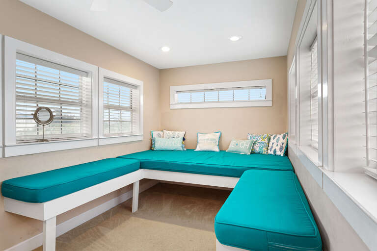 22-Beachy-Keen-Loft 22-Beachy-Keen-Loft