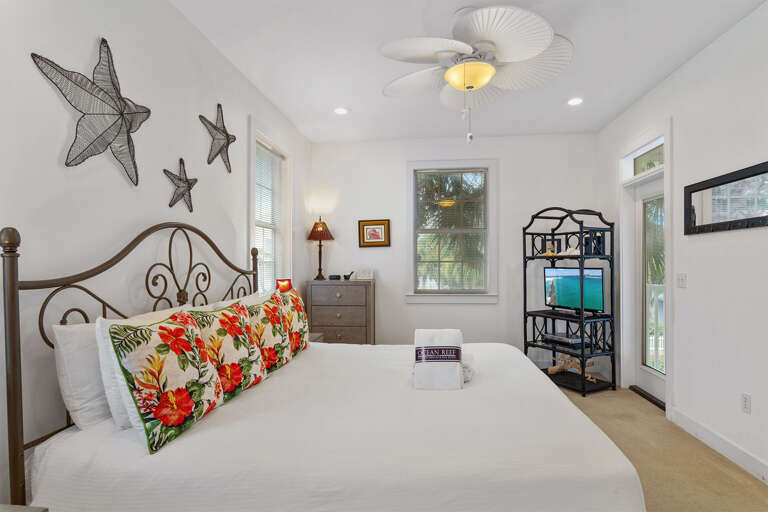 22-Beachy-Keen-Master-Bed 22-Beachy-Keen-Master-Bed