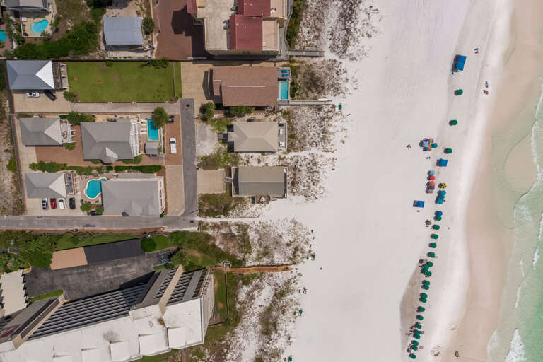 19-Snowdrift-Drone-Overhead 19-Snowdrift-Drone-Overhead