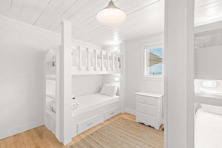 Snowdrift Bunk Room Alt Snowdrift Bunk Room Alt