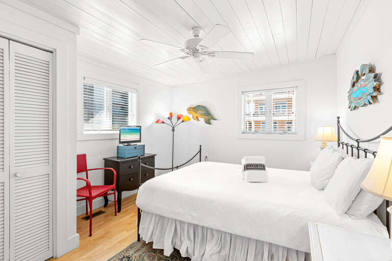 Snowdrift Guest Bedroom Snowdrift Guest Bedroom