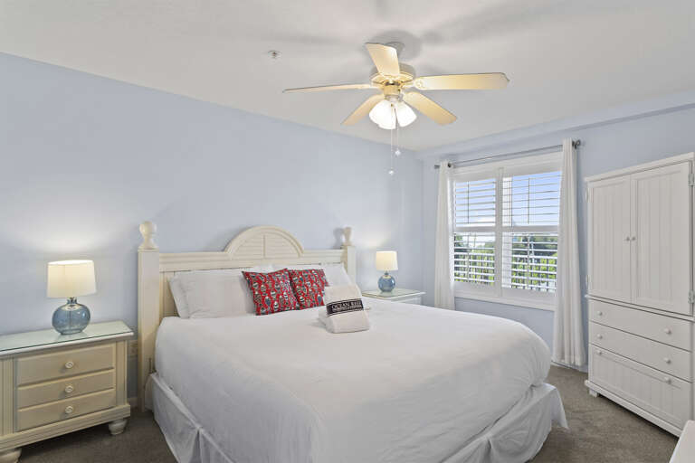 22-Amalfi-Coast-203A-Bedroom