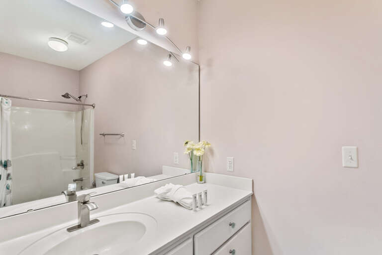 22-Edens-Estate-Bathroom