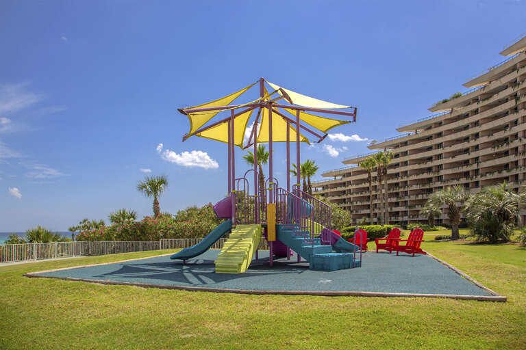 19-Edgewater-Playground