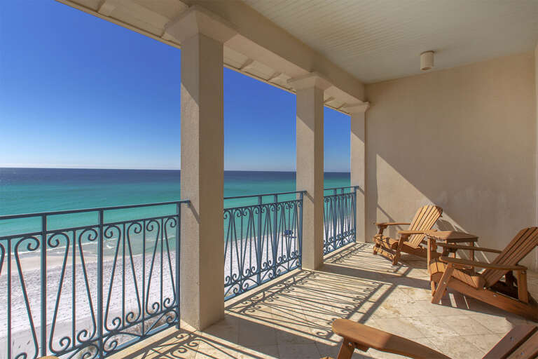 19-Good-Times-Master-Balcony