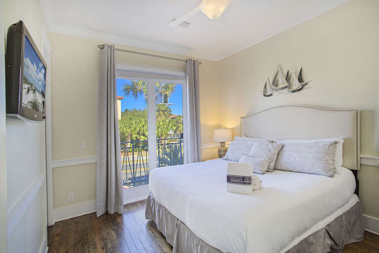 20-Good-Times-Bedroom-2