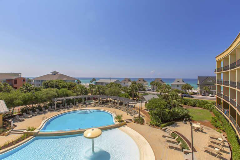 19-Beach-Resort-409-Pool-View