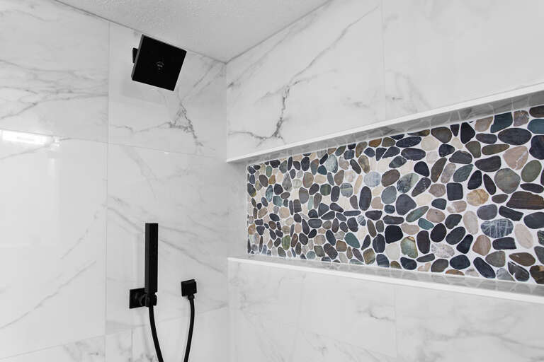 Gulfside 1402 Master Bathroom Alt