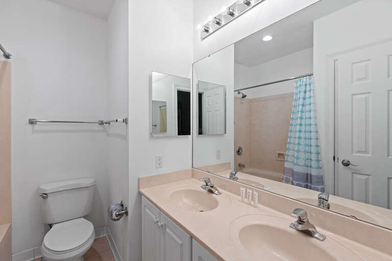 Empress 503 Guest Bathroom 2