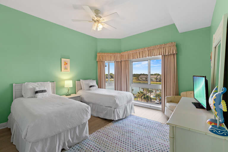 Empress 503 Guest Bedroom 2