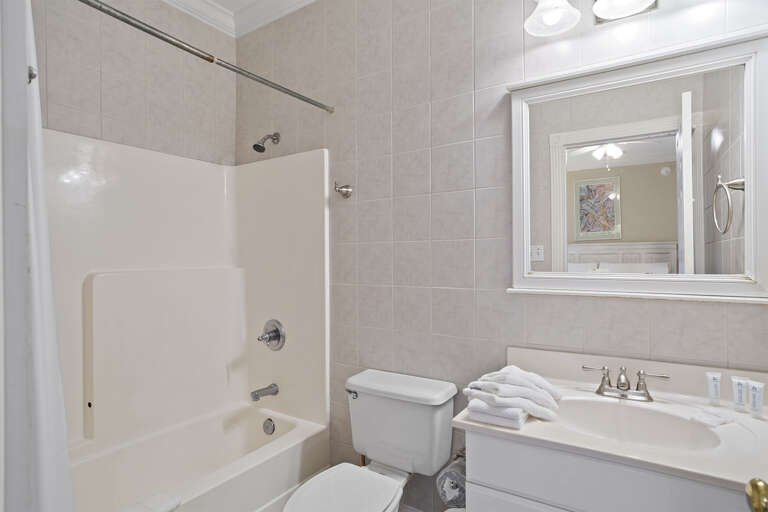 22-Sea-Spray-Bathroom-2 22-Sea-Spray-Bathroom-2