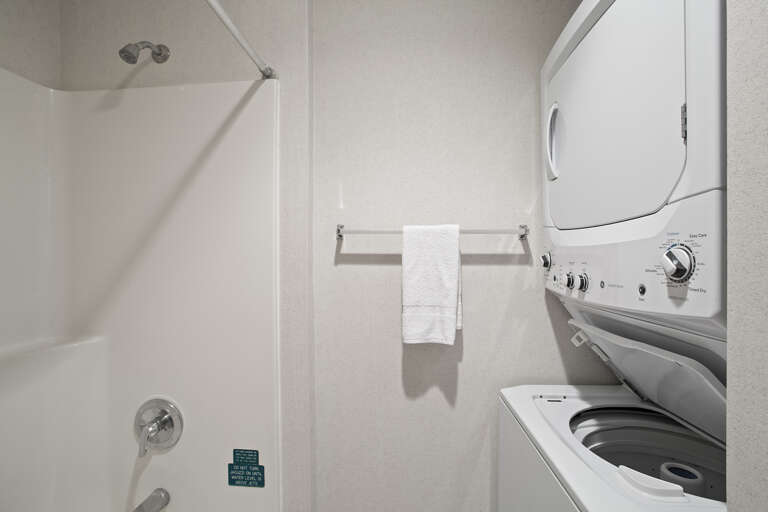 Crystal Sands 211A Laundry