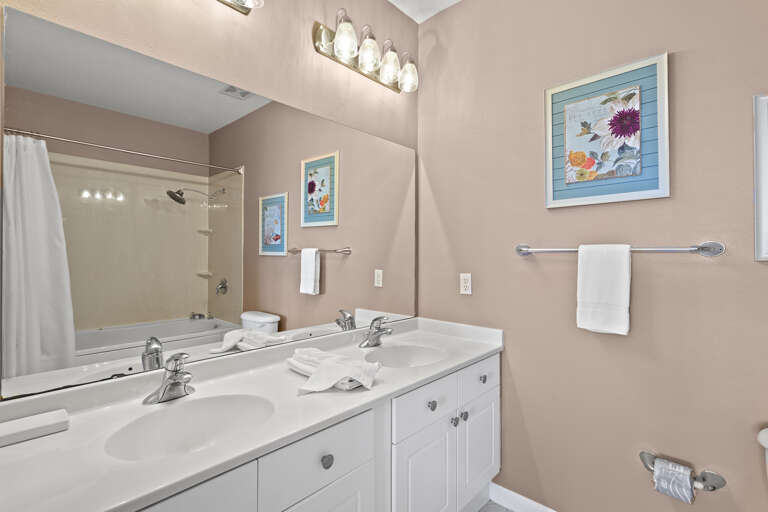 24-Emerald-Waters-404-Primary-Bathroom 24-Emerald-Waters-404-Primary-Bathroom