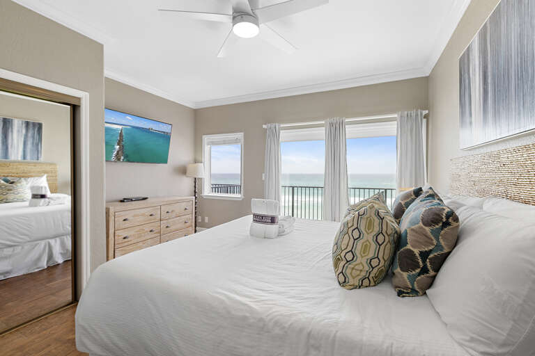 23-Costa-Del-Sol-B3-Primary-Bedroom