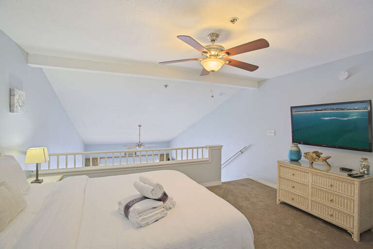 21-Crystal-Sands-307B-Loft