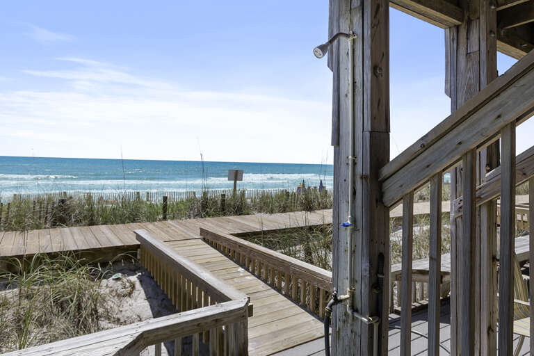 23-Costa-Del-Sol-B2-Outdoor-Shower