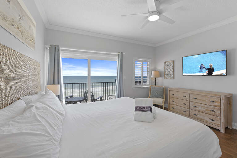 23-Costa-Del-Sol-B2-Primary-Bedroom