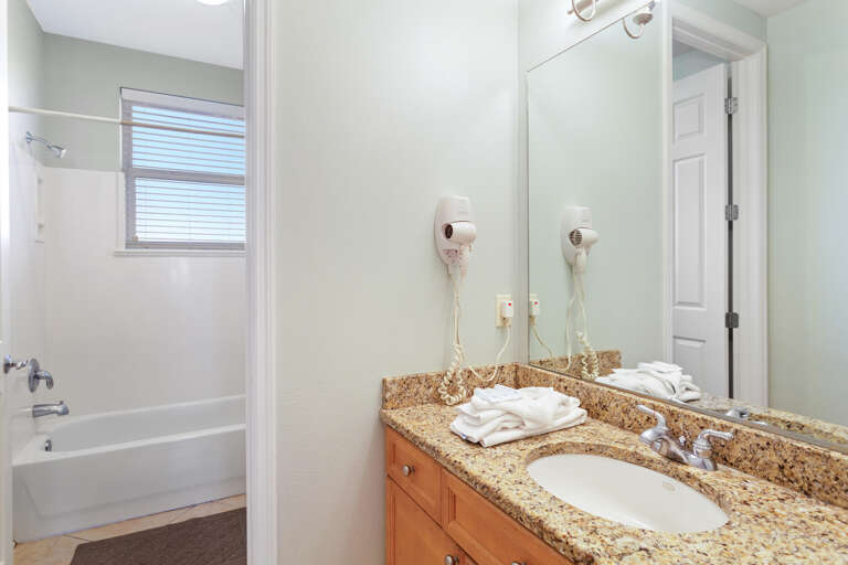 22-Mediterranea-501A-Bathroom-2 22-Mediterranea-501A-Bathroom-2