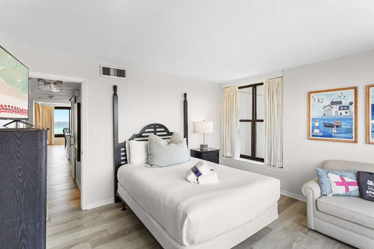 Beachside Towers I 4040 Guest Bedroom Alt
