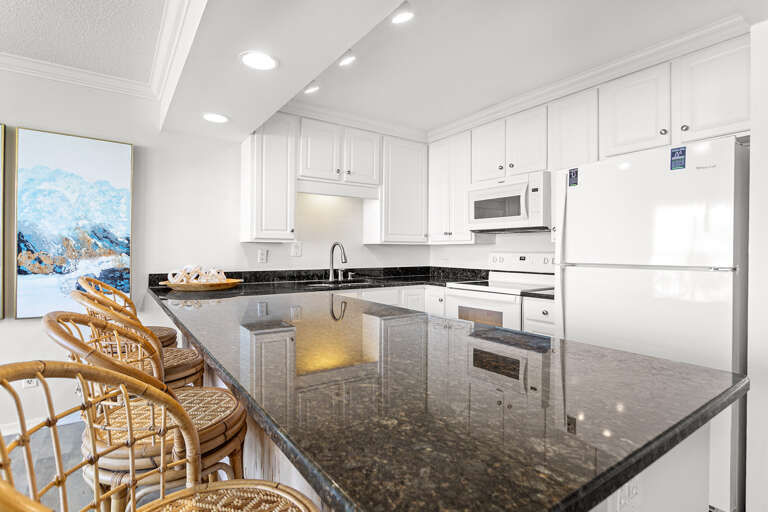 Beachside Towers I 4040 Kitchen Alt