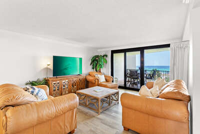 Beachside Towers I 4040 Living Room