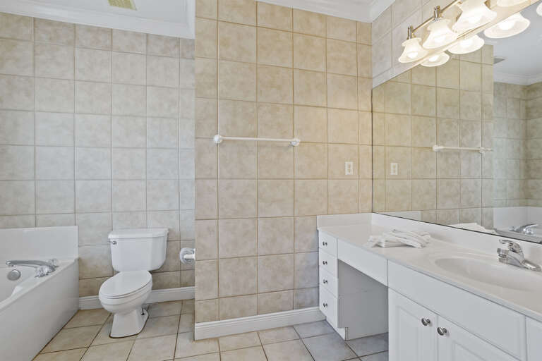 22-Sea-Spray-Master-Bath