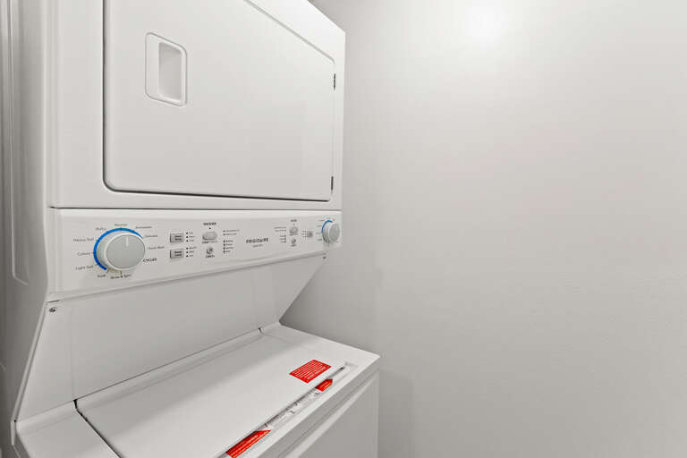 Ariel Dunes I 1902 Laundry