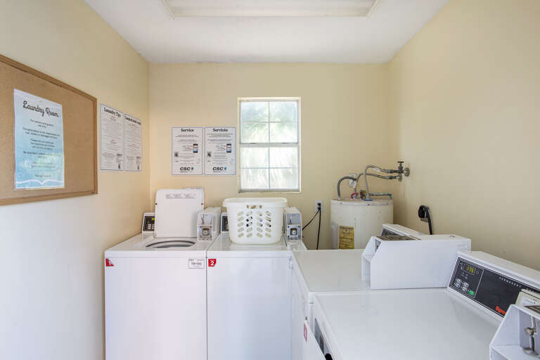 22-Gulfview-Community-Laundry
